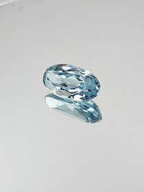 Spinel (synt.) 11,7 ct oval