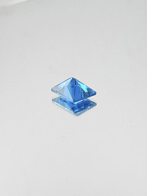 Spinel (synt.) 4,1 ct baquette