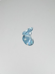 Spinel (synt.) 3,8 ct round