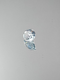 Spinel (synt.) 0,9 ct oval