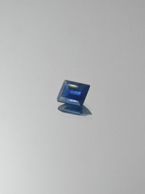 Luonnon safiiri 0,5 ct neliö