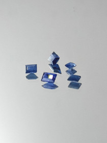 Luonnon safiiri erä ( 3 x 2 mm \ 0,12 ct ) neliö \ suorakaide