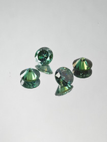 Moissanite lot ( 5 x 5 x 3 mm \ 0,7 ct ) round