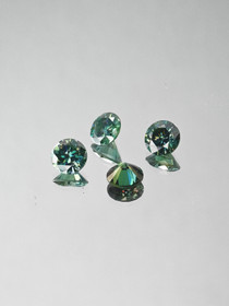 Moissanite lot ( 5 x 5 x 3 mm \ 0,7 ct ) round