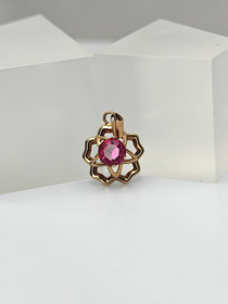 Vintage gold pendant with synt.ruby