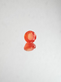 Chalcedony \ Carnelian 2,4 ct round