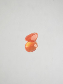 Chalcedony \ Carnelian 1,3 ct oval