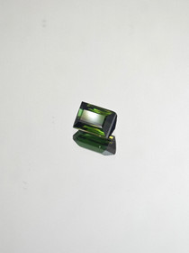 Tourmaline 0,9 ct baquette