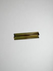 Tourmaline 1,5 ct scissor