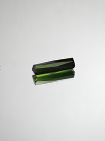 Tourmaline 1,8 ct scissor