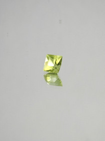 Peridot 0,5 ct princess