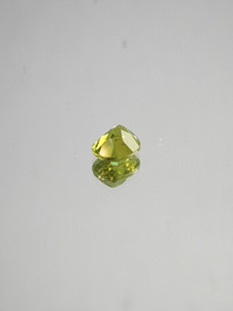 Peridot 1,2 ct oval