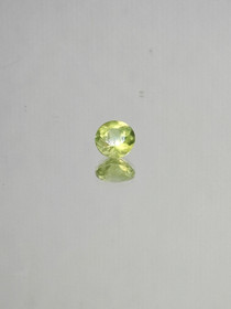 Peridot 0,7 ct round