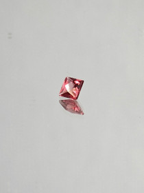 Spinel 0,2 ct princess