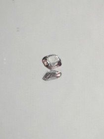 Spinel 0,4 ct cushion