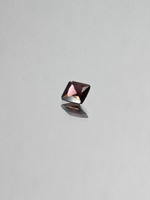 Spinel 0,3 ct square