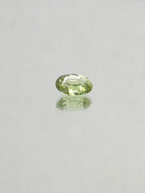 Peridot 0,4 ct oval