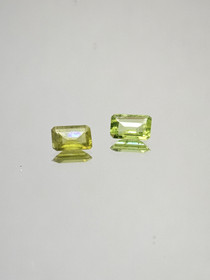 Peridot lot ( 7 x 5 mm \ 0,7 ct ) emerald