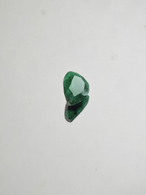 Smaragdi 2,8 ct pisara