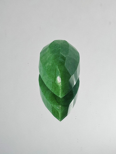 Emerald 71,8 ct pear