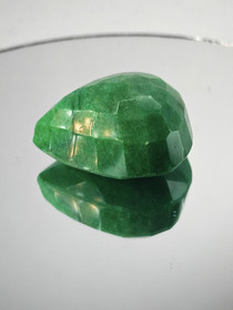 SUURI Smaragdi 190 ct pisara