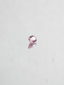 Spinel 0,1 ct cushion
