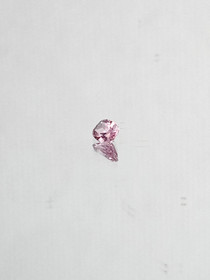Spinel 0,1 ct cushion