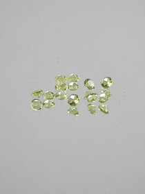 Peridot lot ( 2.5 mm \ 0,07 ct ) round