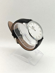 Daniel Wellington wristwatch