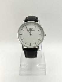 Daniel Wellington wristwatch