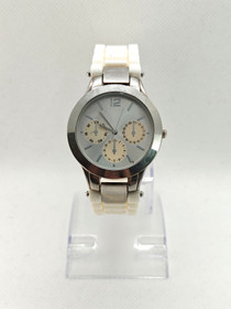 LBVYR wristwatch