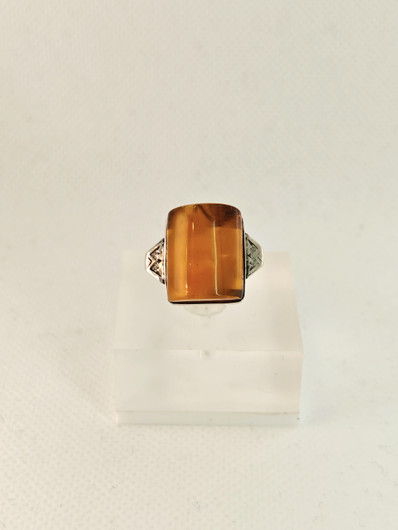 Vintage Baltic Amber ring