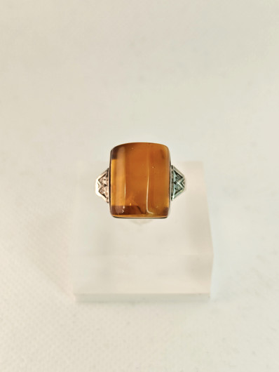 Vintage Baltic Amber ring