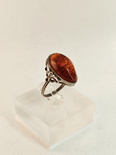 Vintage Baltic Amber ring