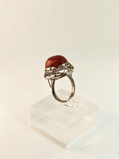 Vintage Baltic Amber ring