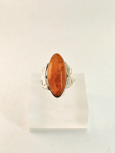 Vintage Baltic Amber silver ring