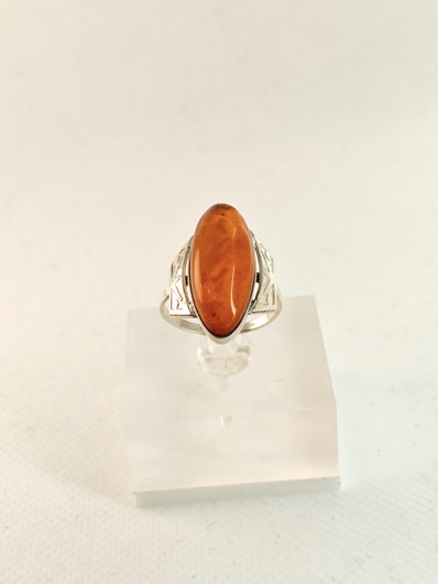 Vintage Baltic Amber silver ring