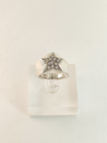 Vintage silver ring with stones