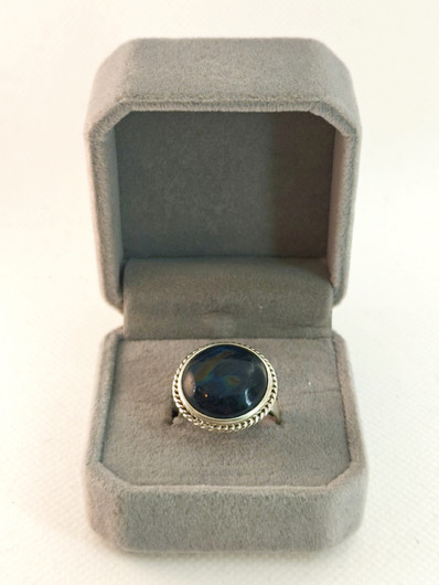 Vintage silver ring with spectrolite