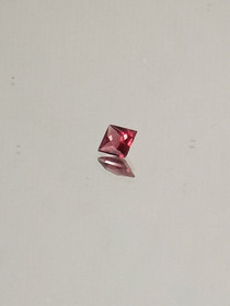 Spinel 0,2 ct princess