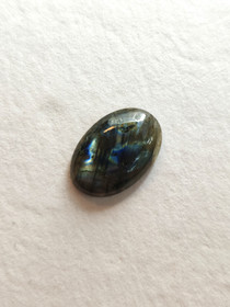 Labradoriitti 40 ct ovaali