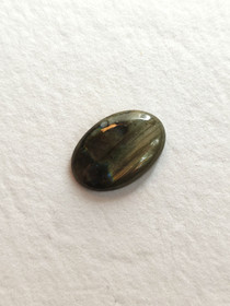 Labradoriitti 21 ct ovaali