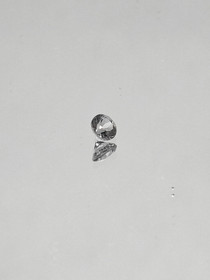 Spinelli 0,1 ct pyöreä