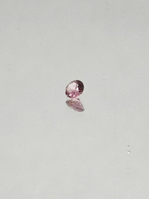 Spinelli 0,1 ct pyöreä