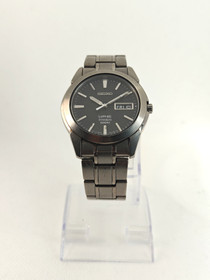 Seiko Titaani , kevyt rannekello