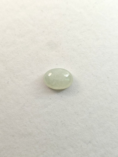 Jade 16,2 ct oval