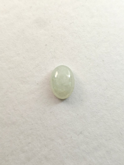 Jade 16,2 ct oval