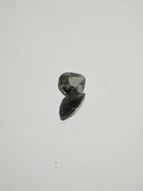 Kornerupiini 1,3 ct pisara