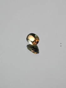 Kornerupiini 0,4 ct ovaali