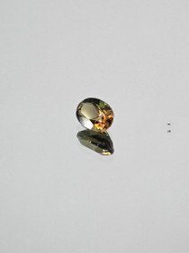 Kornerupiini 0,4 ct ovaali